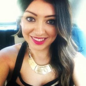 Meet your Posher, Cynthia